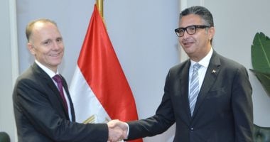 وزير التموين يبحث مع سفير بلغاريا بالقاهرة زيادة توريد القمح إلى مصر