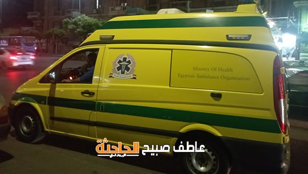 نقل المصابين في انفجار أنبوبة غاز لباعة جائلين أمام باب مدرسة في كرداسة
